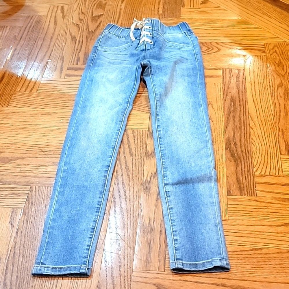 Size 7 jeans new no tag